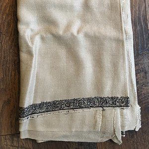 100% Wool Kashmiri Shawl (NEW)